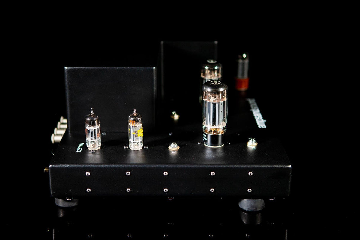 Zion Monos - ampsandsound