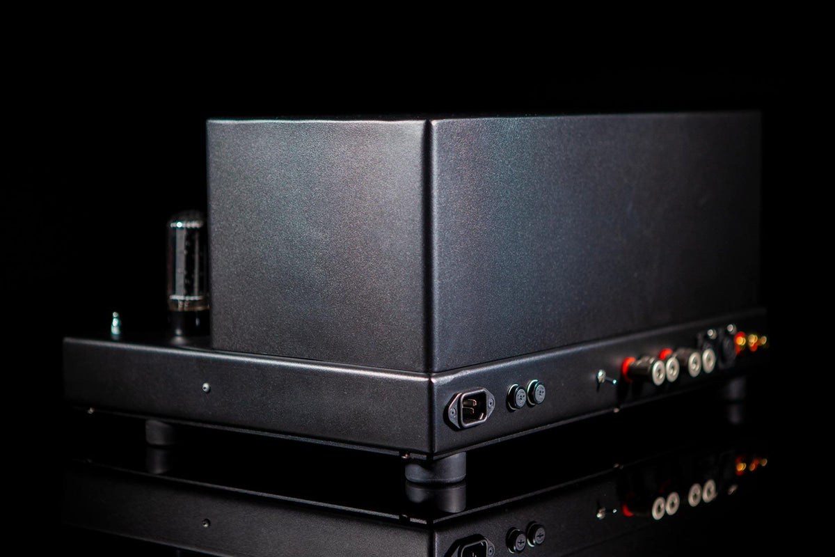 Red October - ampsandsound