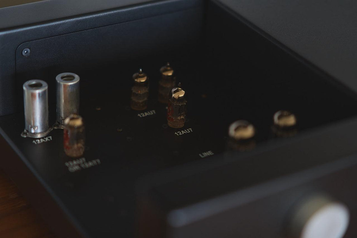 Yosemite Preamplifier - ampsandsound