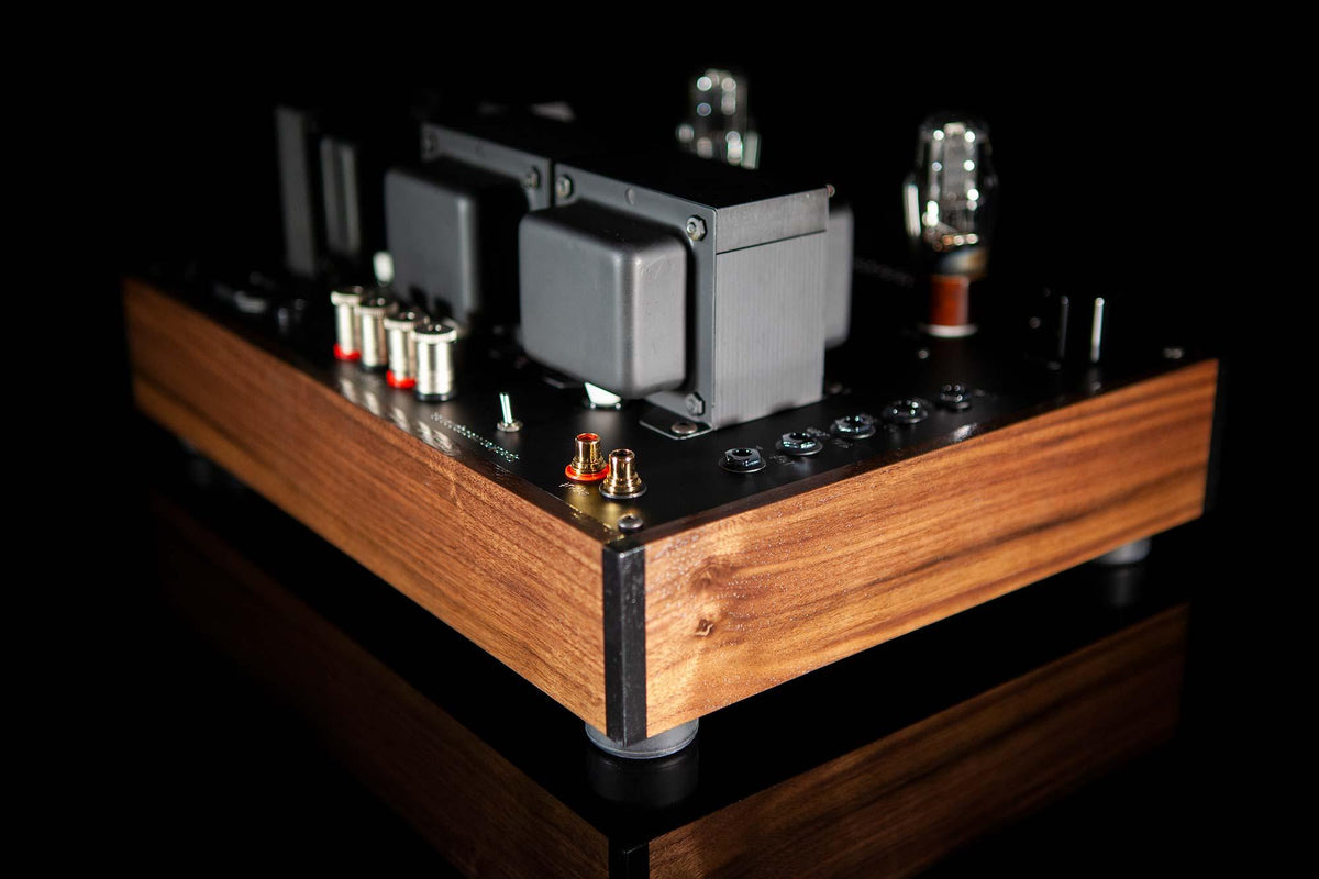 Ovation Rev 2 - ampsandsound